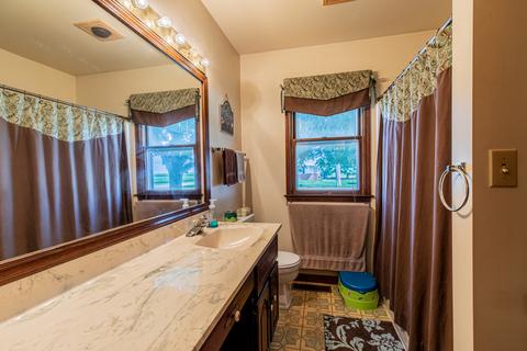 718 E Central Ave, Princeton, IL 61356 photo 12