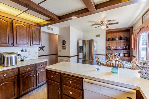 718 E Central Ave, Princeton, IL 61356 photo 7
