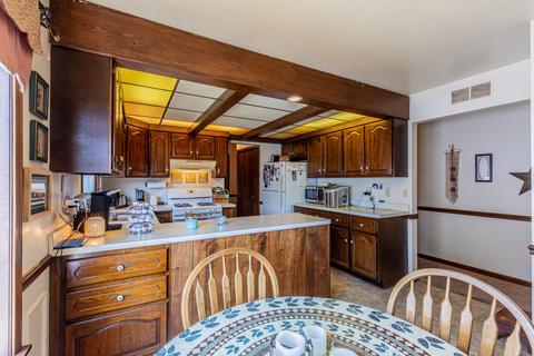 718 E Central Ave, Princeton, IL 61356 photo 9