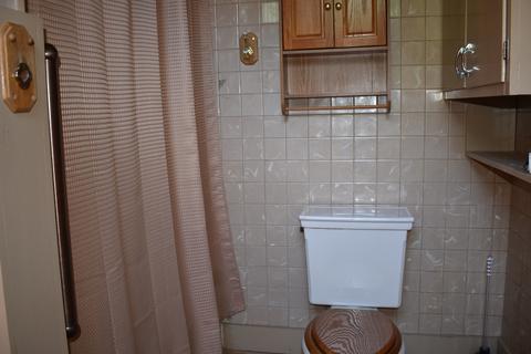 158 E Scott St, Seneca, IL 61360 photo 4