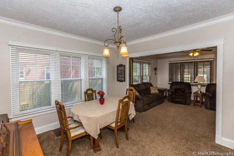 320 E 14th St, Lockport, IL 60441 photo 5