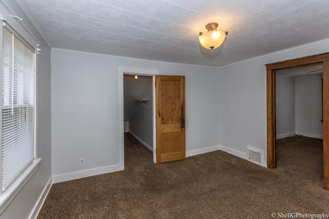 320 E 14th St, Lockport, IL 60441 photo 23