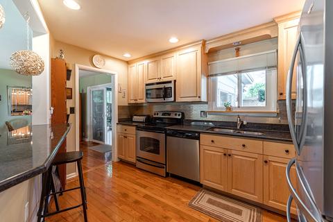 220 Alschuler Dr, Aurora, IL 60506 photo 8
