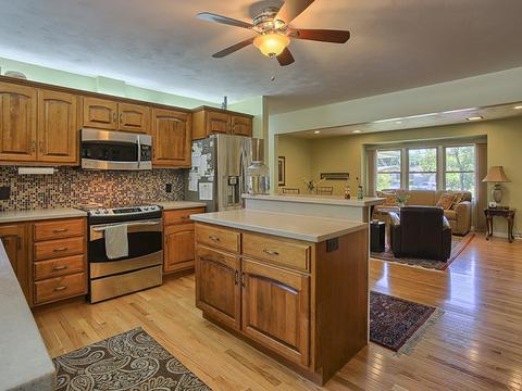 5 Canterbury Ct, Champaign, IL 61821 photo 11