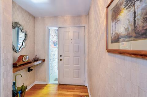 1831 Golf View Dr, Bartlett, IL 60103 photo 3