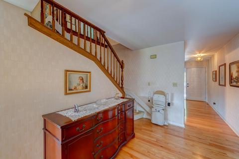1831 Golf View Dr, Bartlett, IL 60103 photo 5