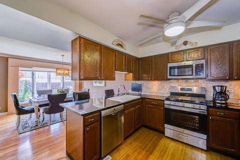 1831 Golf View Dr, Bartlett, IL 60103 photo 14