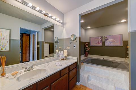 1831 Golf View Dr, Bartlett, IL 60103 photo 24