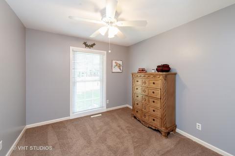 4904 Pyndale Dr, Mchenry, IL 60050 photo 8