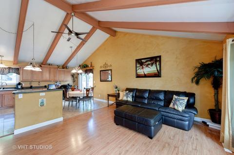 4904 Pyndale Dr, Mchenry, IL 60050 photo 5