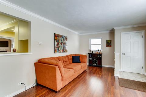 1302 Pershing Ave, Wheaton, IL 60189 photo 5