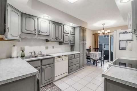 1556 Hunt Dr #C, Normal, IL 61761 photo 12