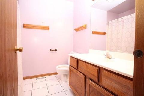 2360 South St #A, Elgin, IL 60123 photo 11