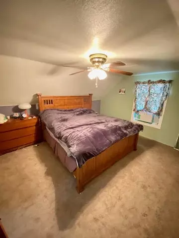 909 Logan Ave, Elgin, IL 60120 photo 9