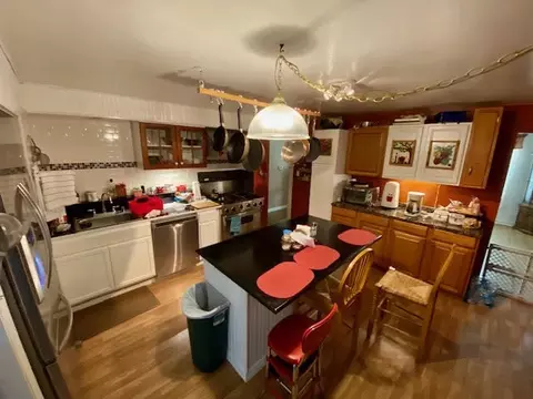 909 Logan Ave, Elgin, IL 60120 photo 4