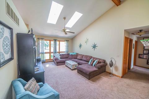 3202 Biscayne Rd, Mchenry, IL 60050 photo 5