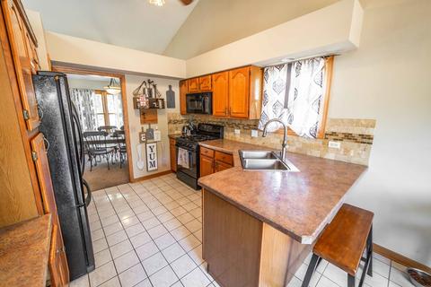 3202 Biscayne Rd, Mchenry, IL 60050 photo 8