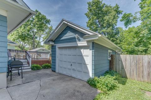 422 Elm St, Elgin, IL 60123 photo 25