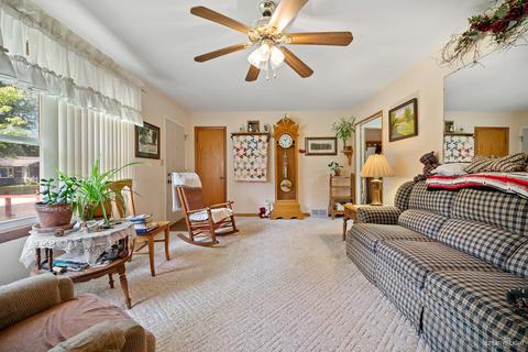711 E Prairie St, Plano, IL 60545 photo 5