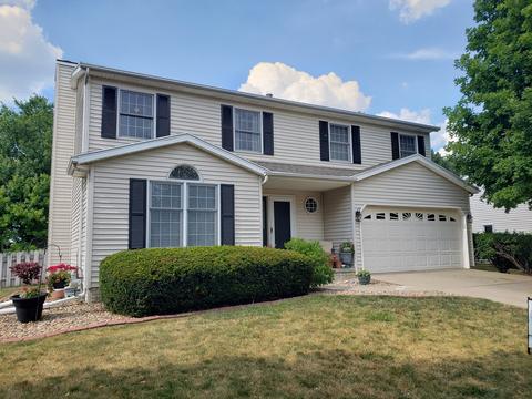 405 Beacon Cir, Bloomington, IL 61704 photo 1