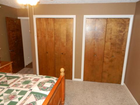 650 E 1st St, El Paso, IL 61738 photo 12