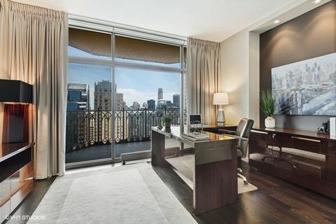 21 E Huron St #3804, Chicago, IL 60611 photo 13
