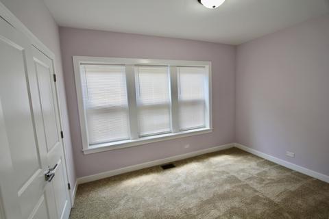 7531 S Champlain Ave, Chicago, IL 60619 photo 8