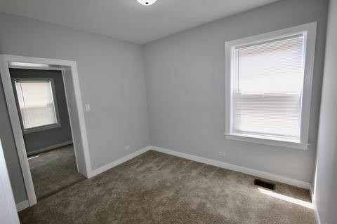 7531 S Champlain Ave, Chicago, IL 60619 photo 13