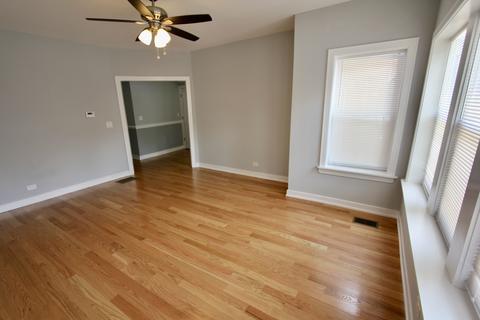 7531 S Champlain Ave, Chicago, IL 60619 photo 4