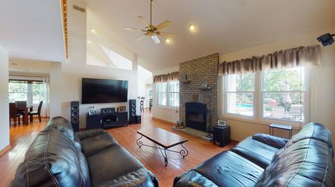 4014 Spring Grove Rd, Johnsburg, IL 60051 photo 17