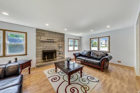 297 King Ln, Des Plaines, IL 60016 photo 9