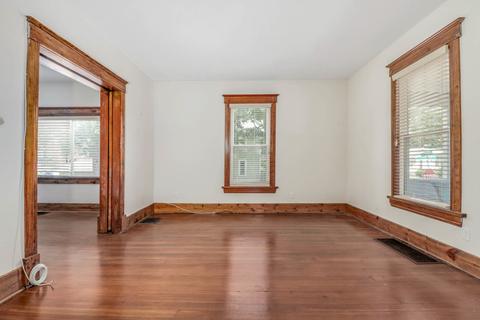 701 E Market St, Bloomington, IL 61701 photo 11