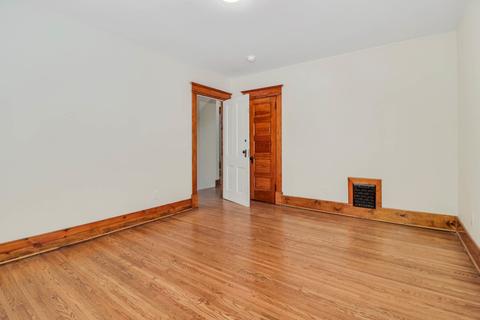 701 E Market St, Bloomington, IL 61701 photo 25