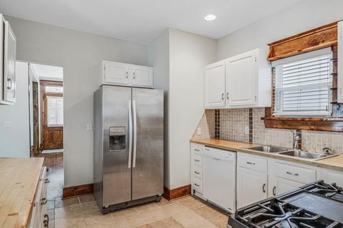 701 E Market St, Bloomington, IL 61701 photo 16