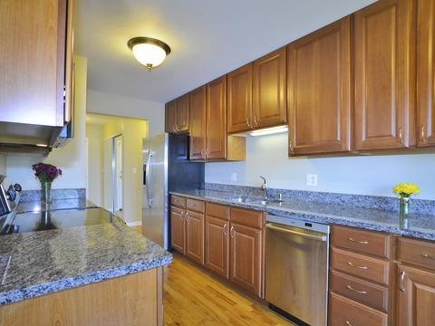 5400 Astor Ln #401, Rolling Meadows, IL 60008 photo 9