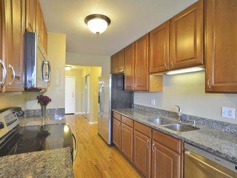 5400 Astor Ln #401, Rolling Meadows, IL 60008 photo 10