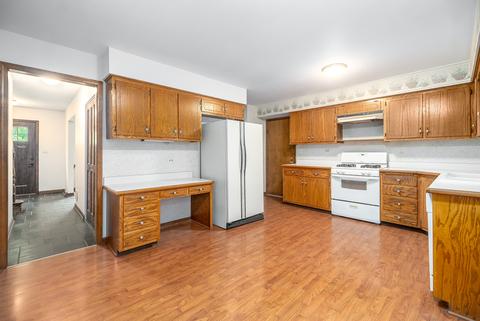 412 E 11th Ave, Naperville, IL 60563 photo 11