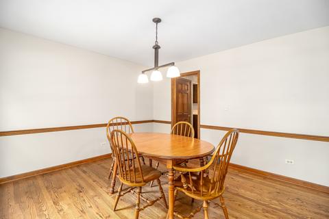 412 E 11th Ave, Naperville, IL 60563 photo 7