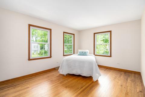 412 E 11th Ave, Naperville, IL 60563 photo 19