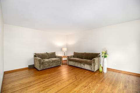 412 E 11th Ave, Naperville, IL 60563 photo 10