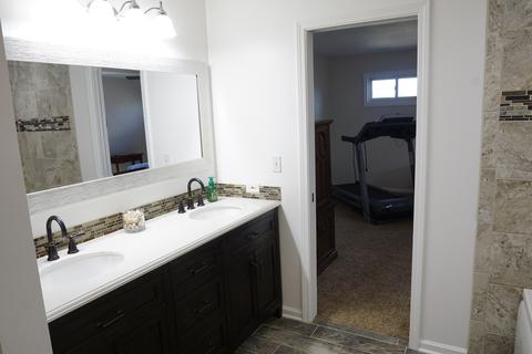 160 Barnes Rd, Elgin, IL 60123 photo 15