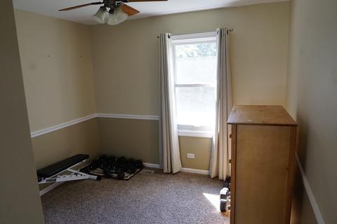 160 Barnes Rd, Elgin, IL 60123 photo 17