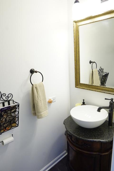 160 Barnes Rd, Elgin, IL 60123 photo 7