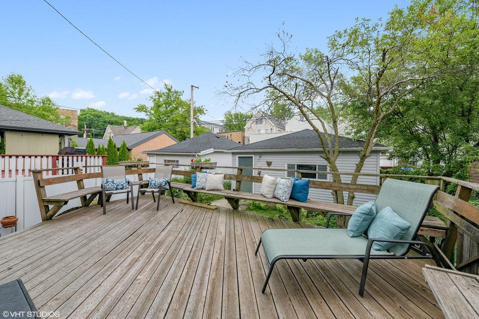  2117 W Bradley Pl, Chicago, IL 60618 photo 29