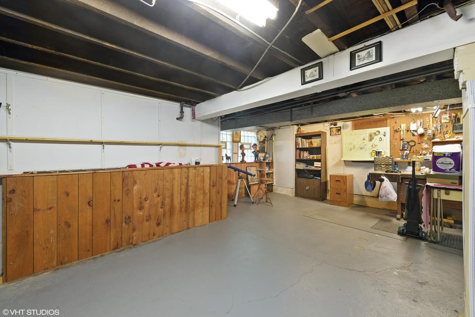  2117 W Bradley Pl, Chicago, IL 60618 photo 27