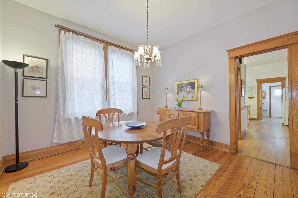  2117 W Bradley Pl, Chicago, IL 60618 photo 8