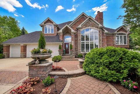1651 Raleigh Ct, Wheaton, IL 60189 photo 1