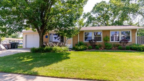 19503 Beechnut Dr, Mokena, IL 60448 photo 2