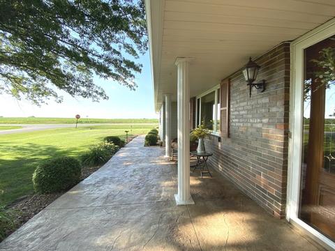 1477 N Terrace Ave, Kankakee, IL 60901 photo 5
