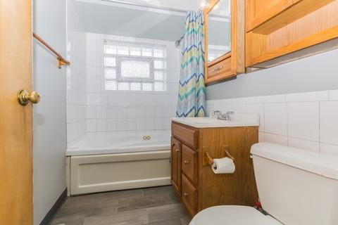 4033 Dean Dr, Oak Lawn, IL 60453 photo 9